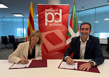 Imagen del artículo Acord entre l'APDCAT i l'ABPD per promoure entre les entitats basques el model català per avaluar els impactes sobre els drets fonamentals en sistemes d'IA